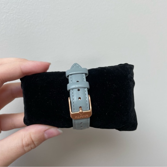 MVMT Women’s Watch - Picture 4 of 6